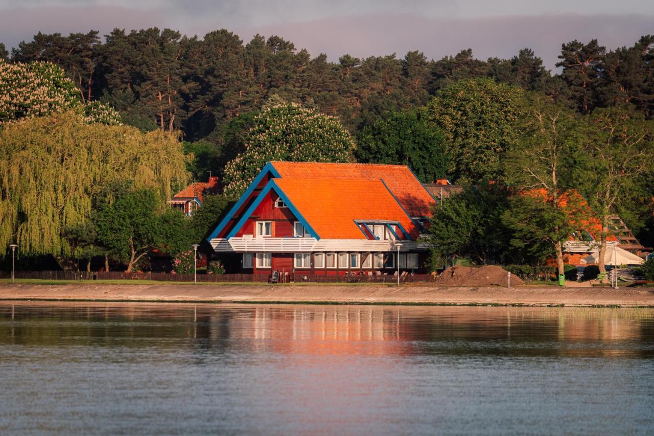 Guboja Hotel Nida Bagian luar foto