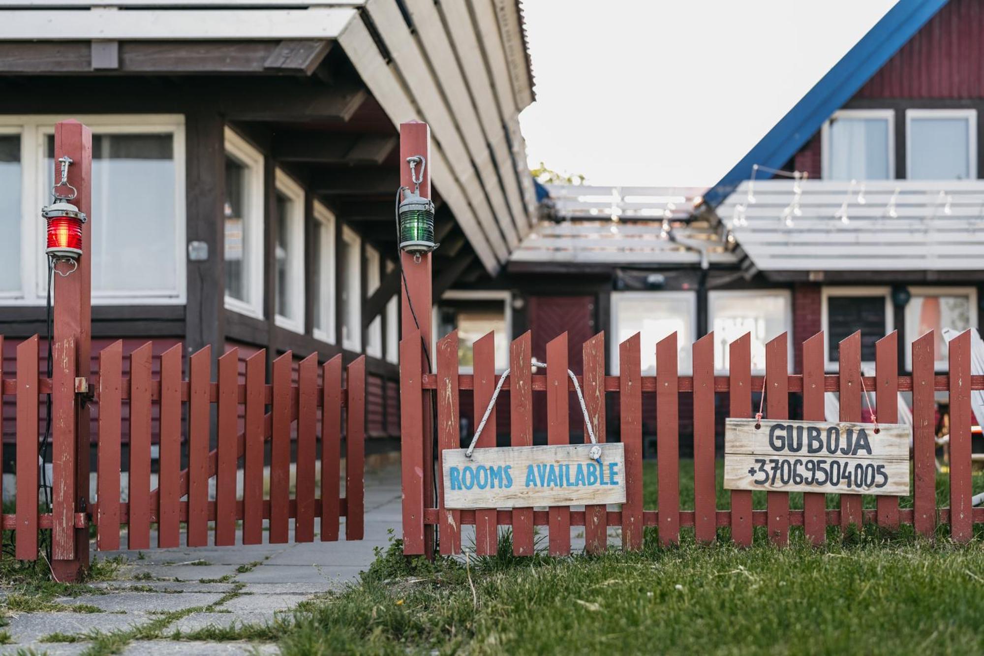 Guboja Hotel Nida Bagian luar foto